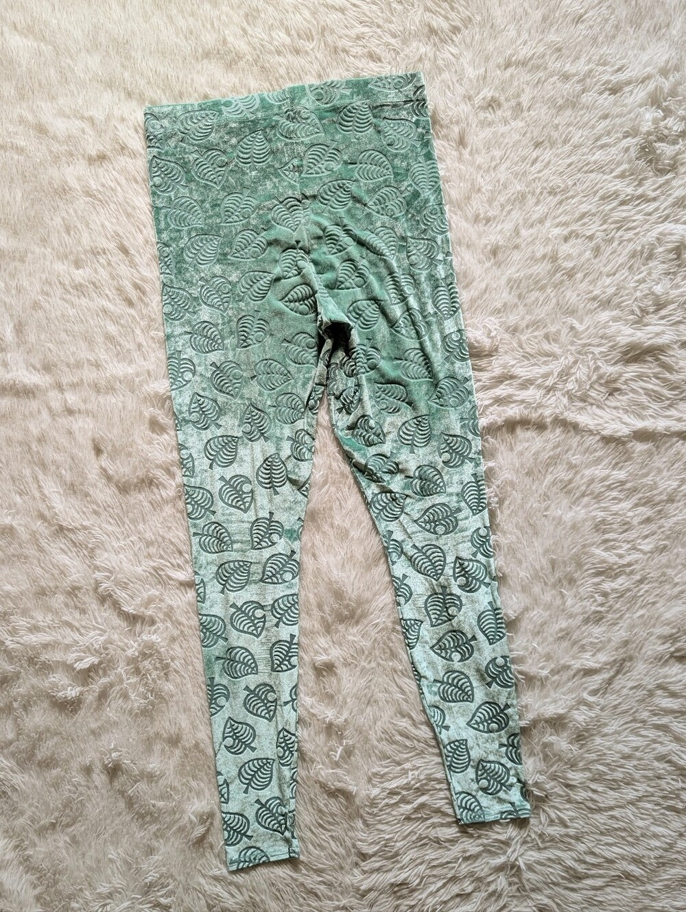 Blackmilk Animal Crossing New Horizons Burned Velvet Green Leaf Legging Large - Picture 4 of 11
